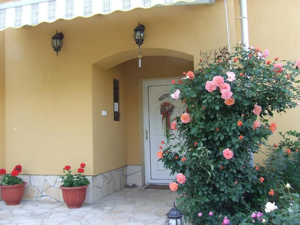 Abbazia Apartman Eger Apartment