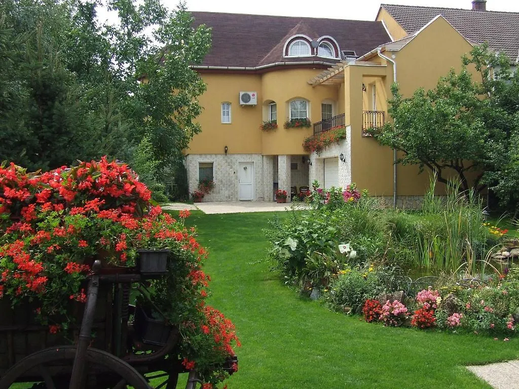 Abbazia Apartman Eger Apartment